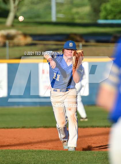 Thumbnail 3 in Mayflower vs Dewitt (AAA 3A Regional 3 First Round) photogallery.
