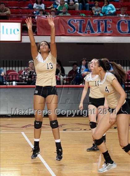 Thumbnail 2 in Providence vs. Hoggard (NCHSAA 4A Final) photogallery.