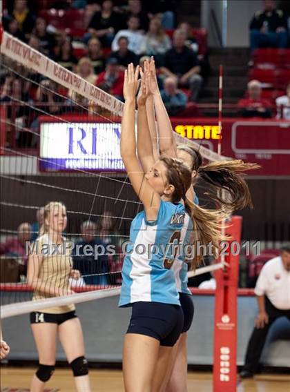 Thumbnail 1 in Providence vs. Hoggard (NCHSAA 4A Final) photogallery.