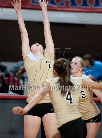 Thumbnail 1 in Providence vs. Hoggard (NCHSAA 4A Final) photogallery.