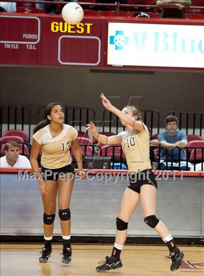 Thumbnail 2 in Providence vs. Hoggard (NCHSAA 4A Final) photogallery.