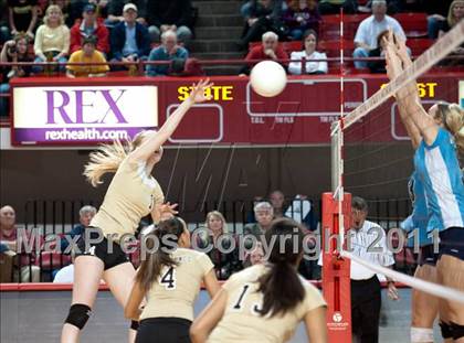 Thumbnail 1 in Providence vs. Hoggard (NCHSAA 4A Final) photogallery.