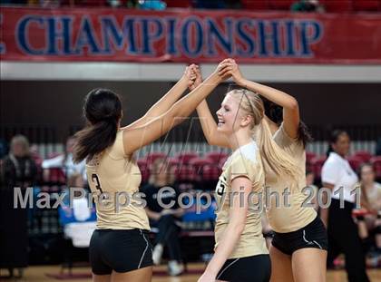 Thumbnail 3 in Providence vs. Hoggard (NCHSAA 4A Final) photogallery.