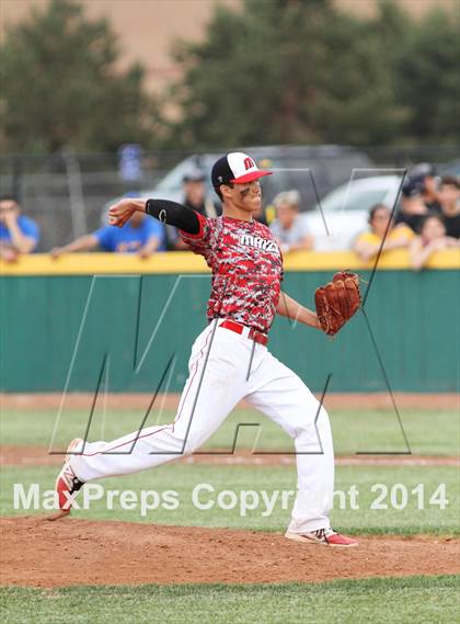 Thumbnail 3 in Hutchinson @ Maize (KSHSAA 6A Regional Playoff) photogallery.