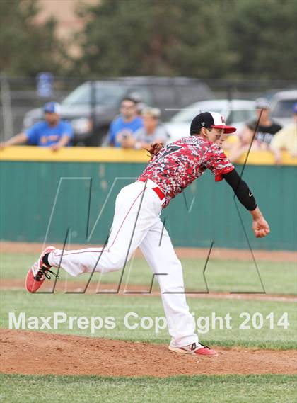 Thumbnail 1 in Hutchinson @ Maize (KSHSAA 6A Regional Playoff) photogallery.
