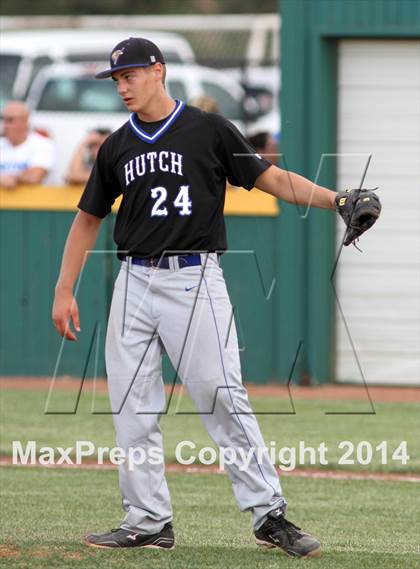 Thumbnail 3 in Hutchinson @ Maize (KSHSAA 6A Regional Playoff) photogallery.