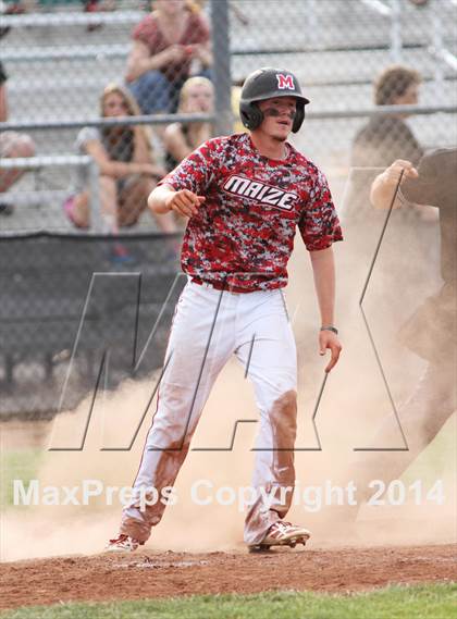 Thumbnail 3 in Hutchinson @ Maize (KSHSAA 6A Regional Playoff) photogallery.