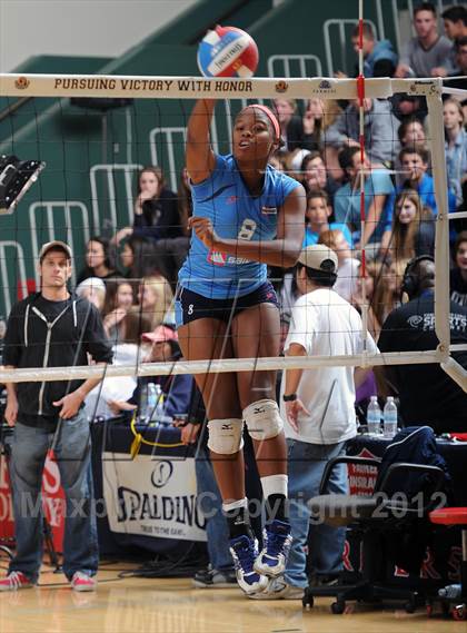 Thumbnail 3 in Marymount vs. St. Francis (CIF State D1 Final) photogallery.