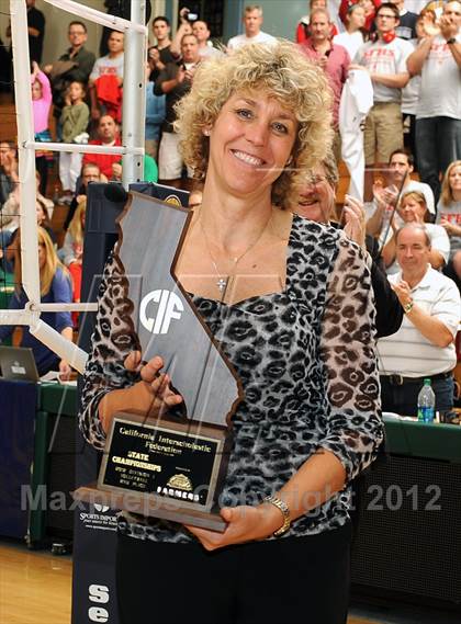 Thumbnail 2 in Marymount vs. St. Francis (CIF State D1 Final) photogallery.