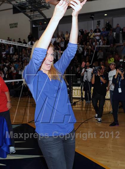 Thumbnail 1 in Marymount vs. St. Francis (CIF State D1 Final) photogallery.
