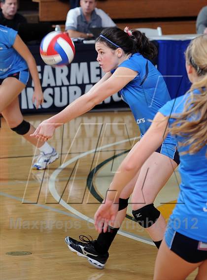 Thumbnail 1 in Marymount vs. St. Francis (CIF State D1 Final) photogallery.