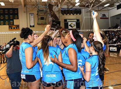 Thumbnail 3 in Marymount vs. St. Francis (CIF State D1 Final) photogallery.