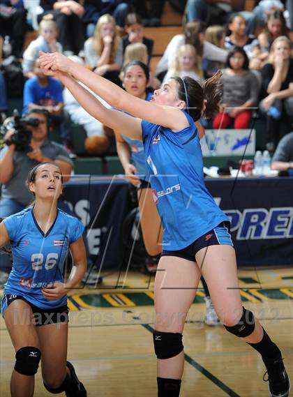 Thumbnail 2 in Marymount vs. St. Francis (CIF State D1 Final) photogallery.