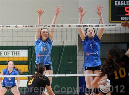 Thumbnail 3 in Marymount vs. St. Francis (CIF State D1 Final) photogallery.