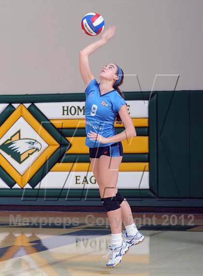 Thumbnail 2 in Marymount vs. St. Francis (CIF State D1 Final) photogallery.