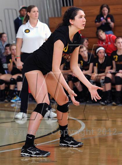 Thumbnail 2 in Marymount vs. St. Francis (CIF State D1 Final) photogallery.
