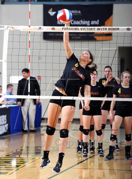 Thumbnail 2 in Marymount vs. St. Francis (CIF State D1 Final) photogallery.