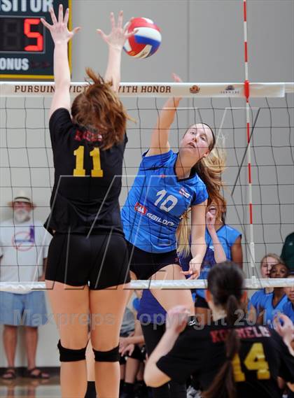 Thumbnail 2 in Marymount vs. St. Francis (CIF State D1 Final) photogallery.
