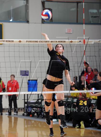 Thumbnail 1 in Marymount vs. St. Francis (CIF State D1 Final) photogallery.