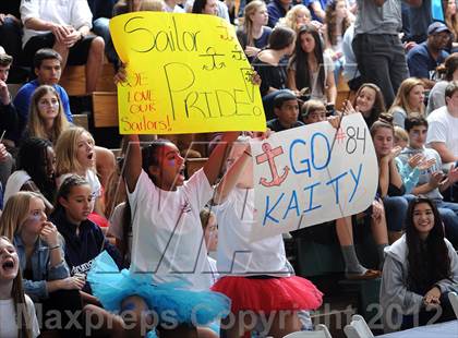 Thumbnail 1 in Marymount vs. St. Francis (CIF State D1 Final) photogallery.