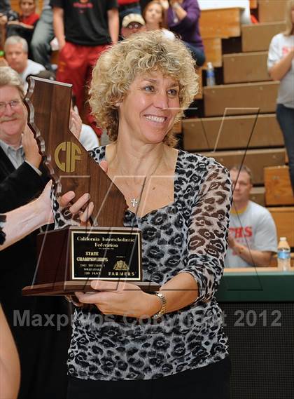 Thumbnail 1 in Marymount vs. St. Francis (CIF State D1 Final) photogallery.
