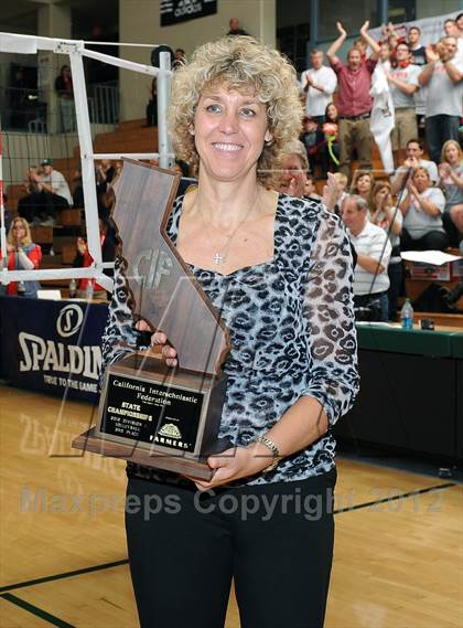 Thumbnail 1 in Marymount vs. St. Francis (CIF State D1 Final) photogallery.