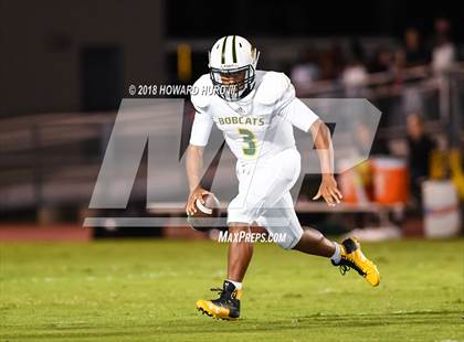 Thumbnail 1 in Benbrook @ Lake Worth photogallery.