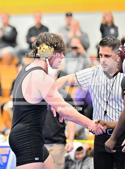 Thumbnail 2 in CIF SDS Division II Championship photogallery.