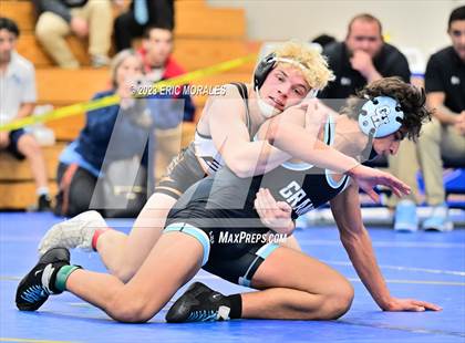 Thumbnail 3 in CIF SDS Division II Championship photogallery.