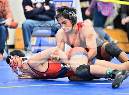 Thumbnail 2 in CIF SDS Division II Championship photogallery.