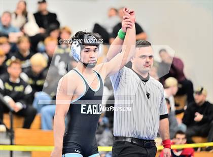 Thumbnail 2 in CIF SDS Division II Championship photogallery.