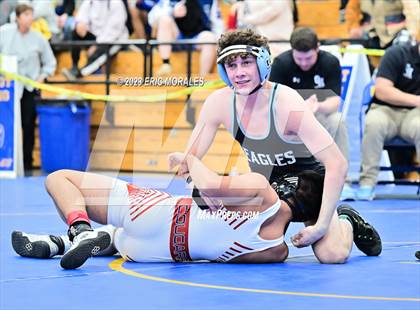Thumbnail 3 in CIF SDS Division II Championship photogallery.