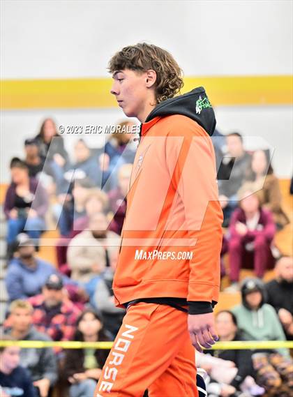 Thumbnail 2 in CIF SDS Division II Championship photogallery.