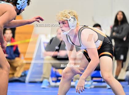 Thumbnail 3 in CIF SDS Division II Championship photogallery.