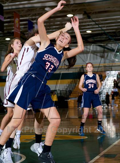 Thumbnail 1 in North Shore vs. Cold Spring Harbor (Section 8 Class A Final) photogallery.