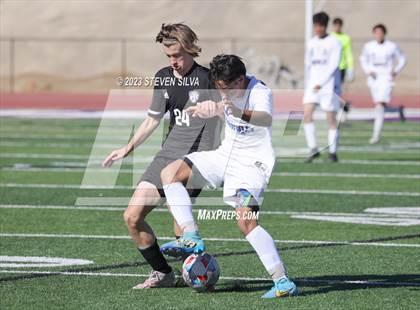 Thumbnail 2 in Brawley vs. Santana (45th Annual East County Holiday Classic) photogallery.