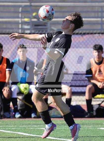 Thumbnail 3 in Brawley vs. Santana (45th Annual East County Holiday Classic) photogallery.