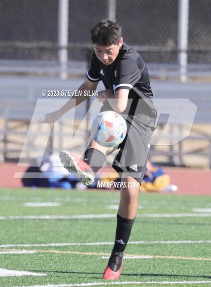 Thumbnail 2 in Brawley vs. Santana (45th Annual East County Holiday Classic) photogallery.