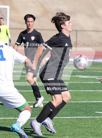 Thumbnail 2 in Brawley vs. Santana (45th Annual East County Holiday Classic) photogallery.