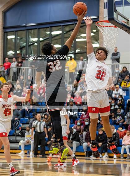 Thumbnail 1 in Brother Rice vs. Northview photogallery.