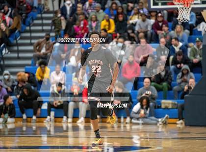 Thumbnail 3 in Brother Rice vs. Northview photogallery.