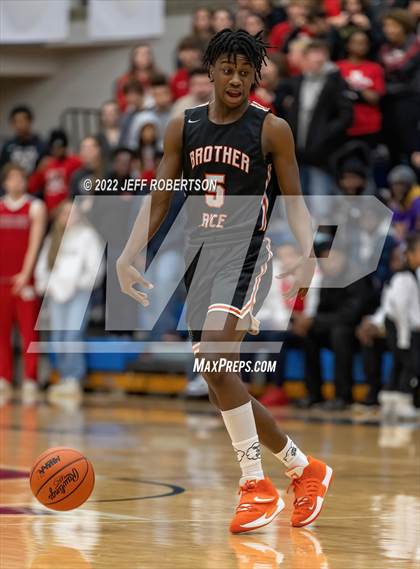 Thumbnail 1 in Brother Rice vs. Northview photogallery.