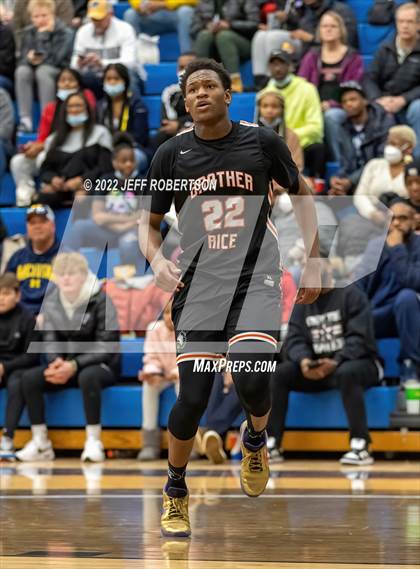 Thumbnail 3 in Brother Rice vs. Northview photogallery.