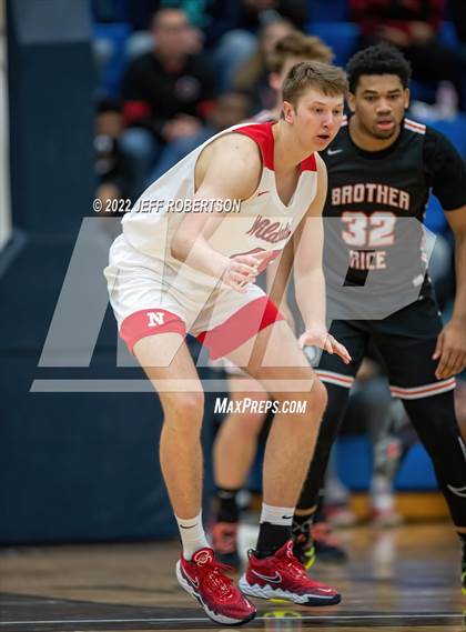Thumbnail 3 in Brother Rice vs. Northview photogallery.