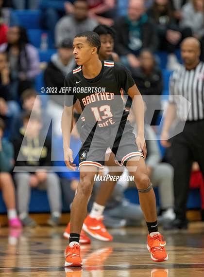 Thumbnail 2 in Brother Rice vs. Northview photogallery.