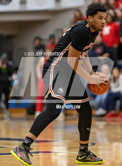 Thumbnail 2 in Brother Rice vs. Northview photogallery.