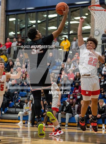 Thumbnail 3 in Brother Rice vs. Northview photogallery.