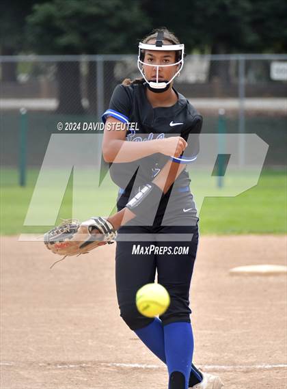 Thumbnail 2 in Rocklin vs. Roseville (Stephanie LeDoux Tournament) photogallery.