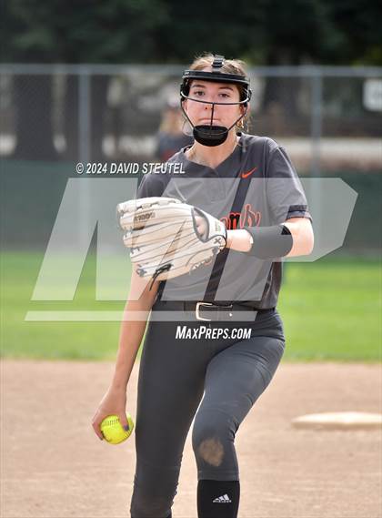 Thumbnail 1 in Rocklin vs. Roseville (Stephanie LeDoux Tournament) photogallery.