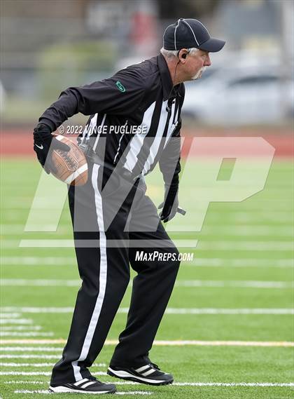 Thumbnail 2 in Kennedy Catholic vs. Emerald Ridge (WIAA 4A Semi Final) photogallery.